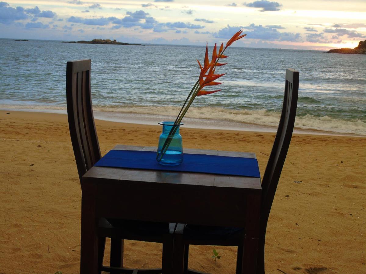 Banana Beach Unawatuna Exterior photo